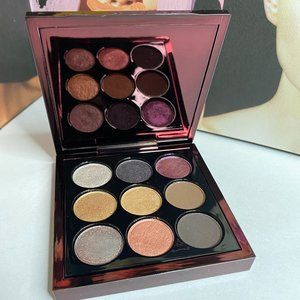 LE MAC x Aaliyah Eyeshadow Palette in Age Ain't Nothing x 9